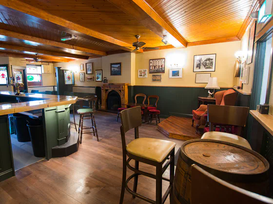 Paddymacspub bar 02