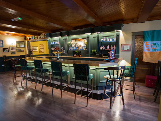 Paddymacspub bar 05