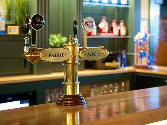 Paddymacspub bar 07